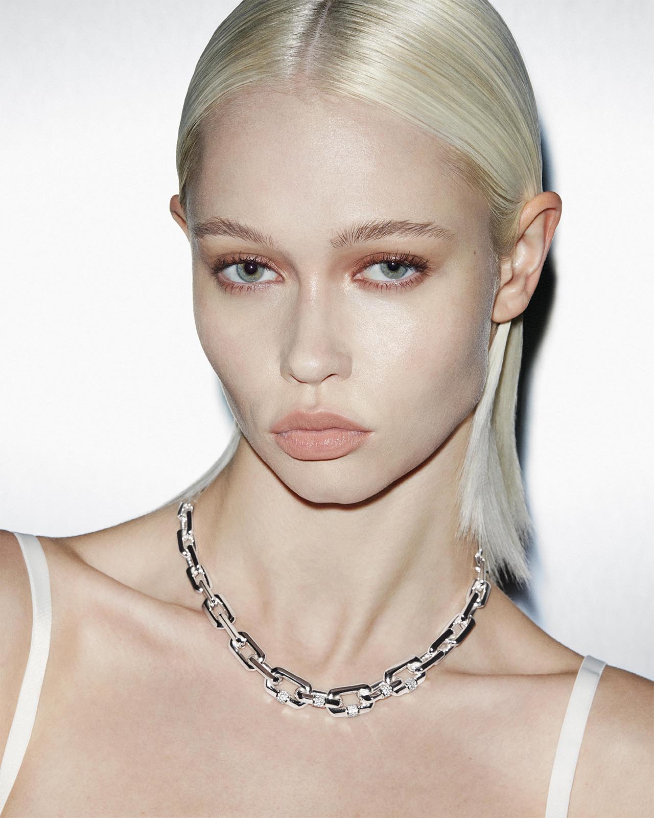 Runaway Graduated Choker Necklace