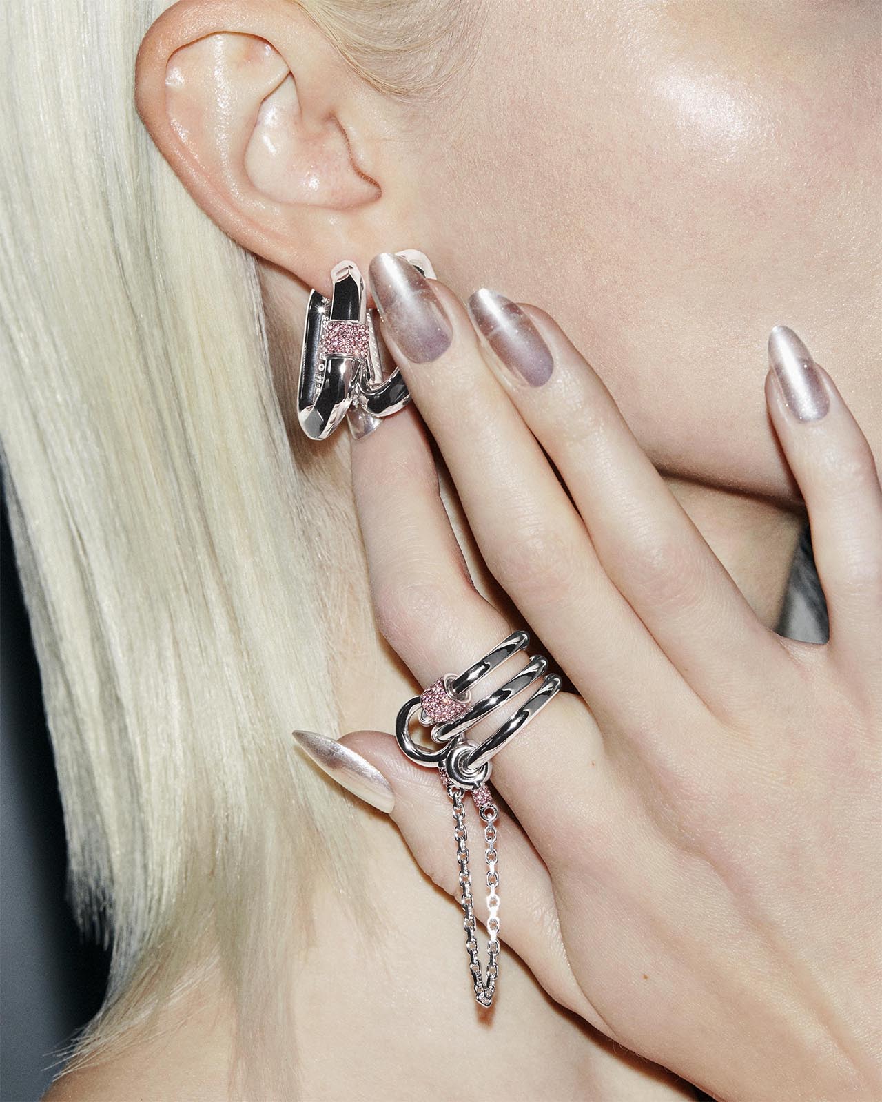 Hookup Chain Ring II